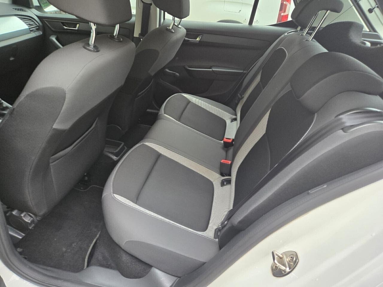 Skoda Fabia 1.4 TDI 75 CV N1 Autocarro Ambition Ne
