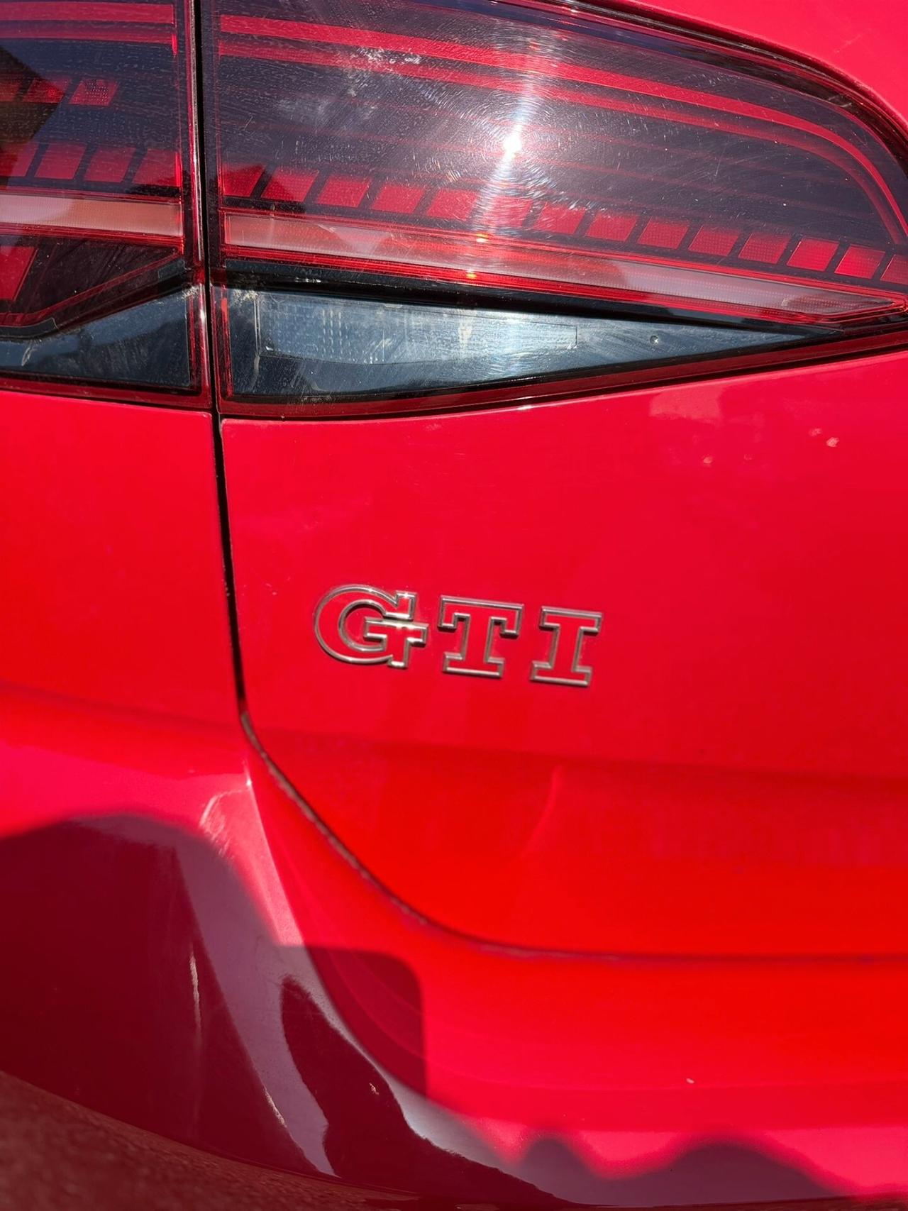 Volkswagen Golf GTI Performance 2.0 245 CV TSI 5p. BMT sinistrato