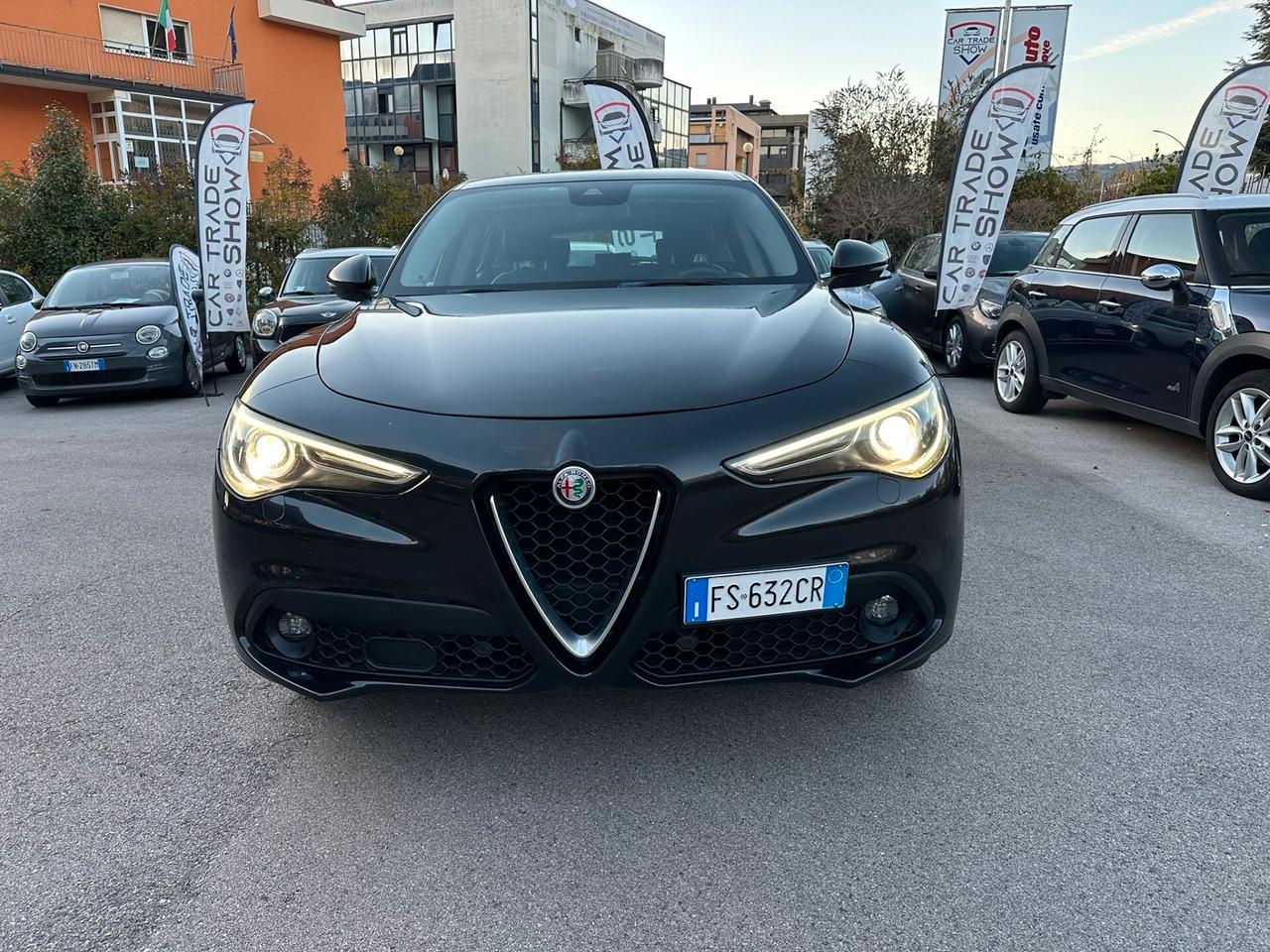 Alfa Romeo Stelvio 2.2 Turbodiesel 180 CV AT8 RWD Super