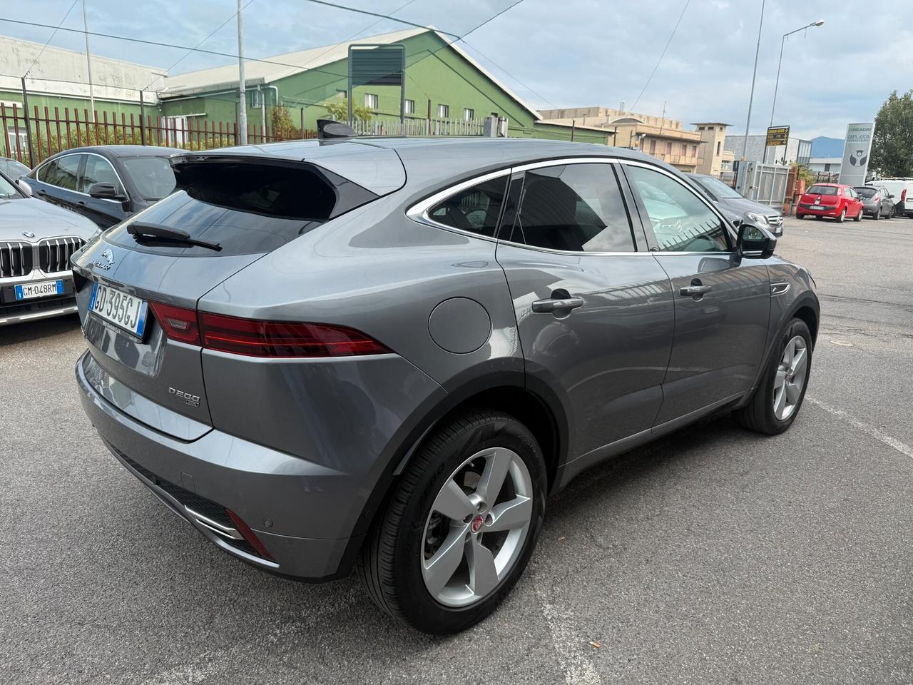 Jaguar E-Pace 2.0d i4 mhev R-Dynamic SE awd 204cv auto