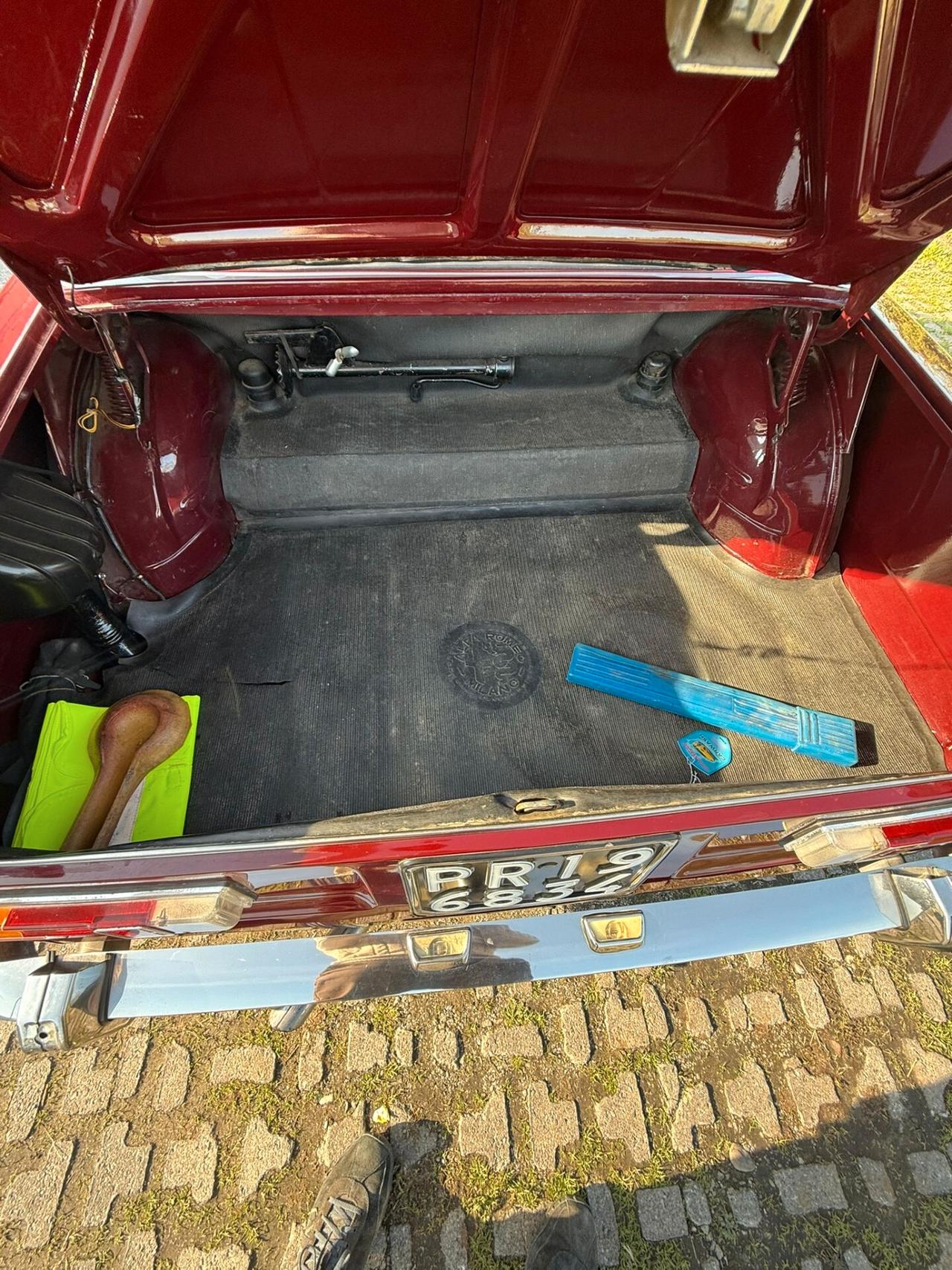 Alfa Romeo Giulia 1300 Super