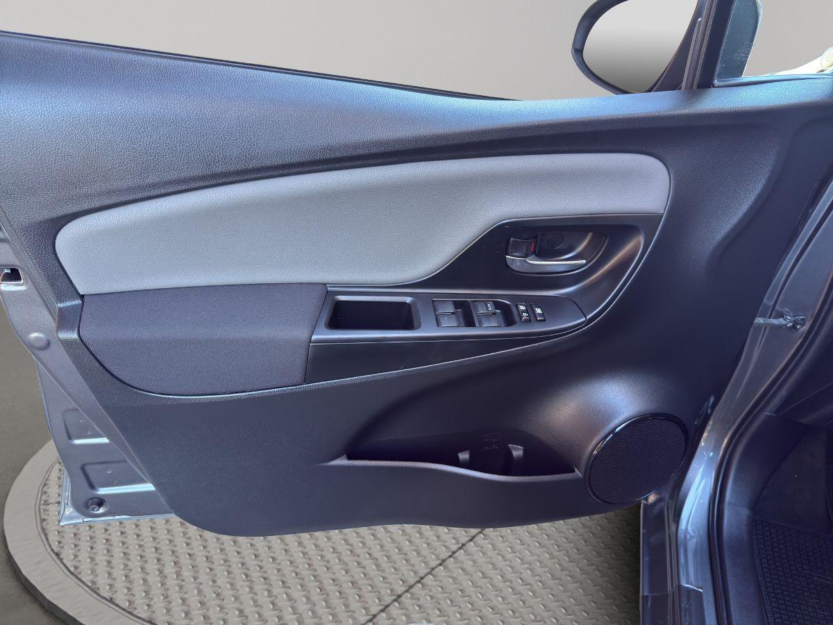 TOYOTA - Yaris - 1.5 Hybrid 73CV 5p.Trend "Platinum Ed."