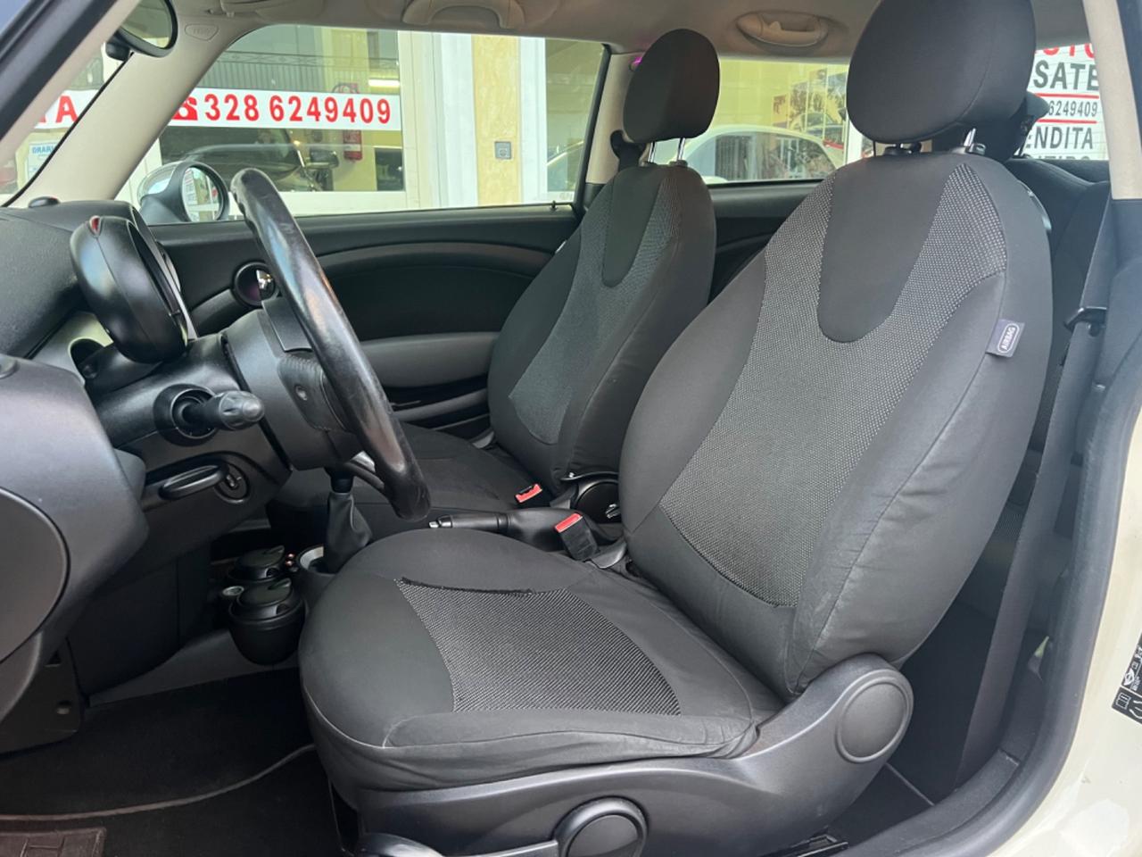 Mini 1.6 16V Cooper D