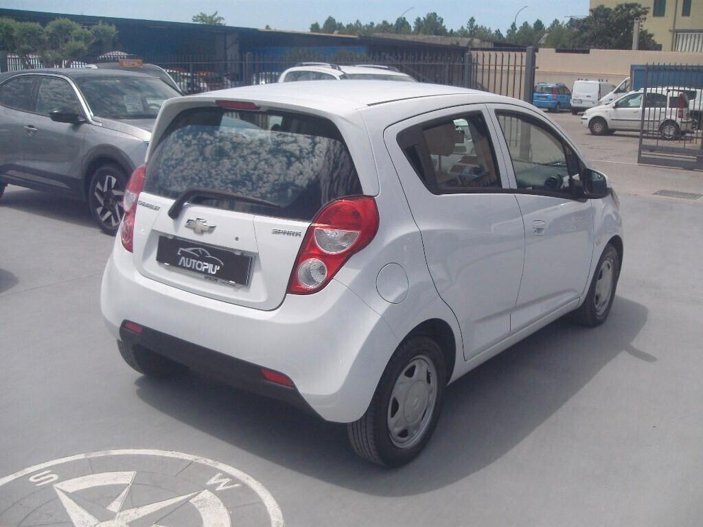 Chevrolet Spark 1.0 LT - 2013
