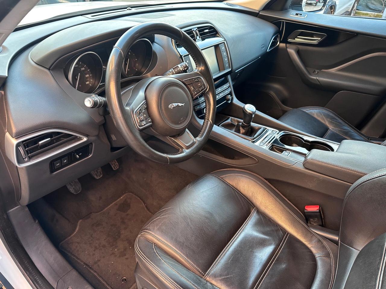 Jaguar F-Pace 2.0 D 180 CV AWD Pure*EURO6*PELLE