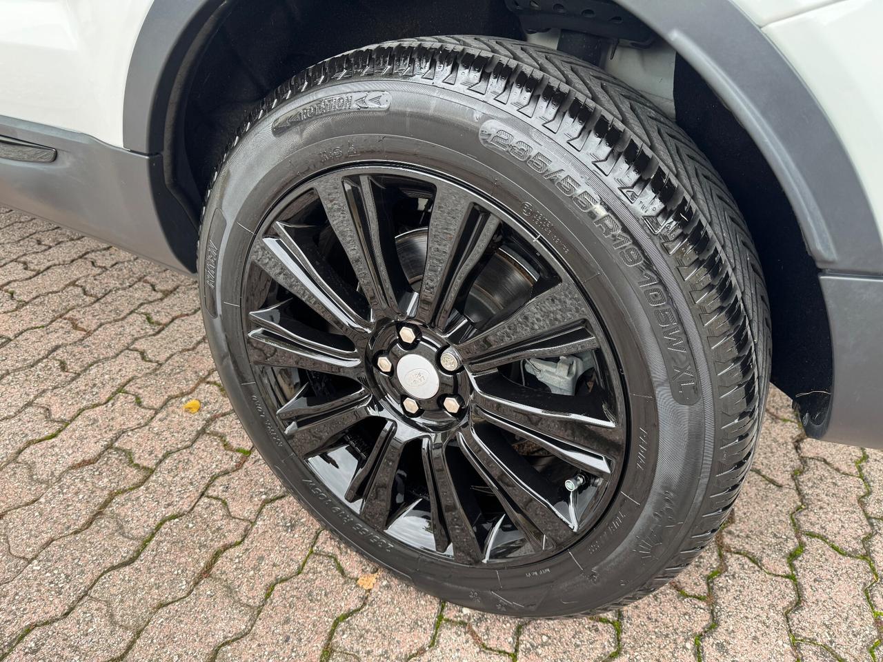 Land Rover Range Evoque 2.0 eD4 5p. SE Black Desing Pack