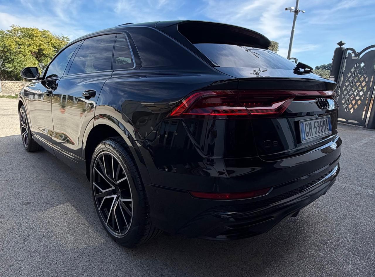 Audi Q8 SUV 55 TFSI quattro tiptronic S line edition