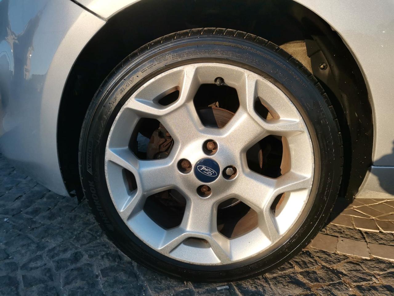 Ford Ka 1.2 8V 69CV Titanium