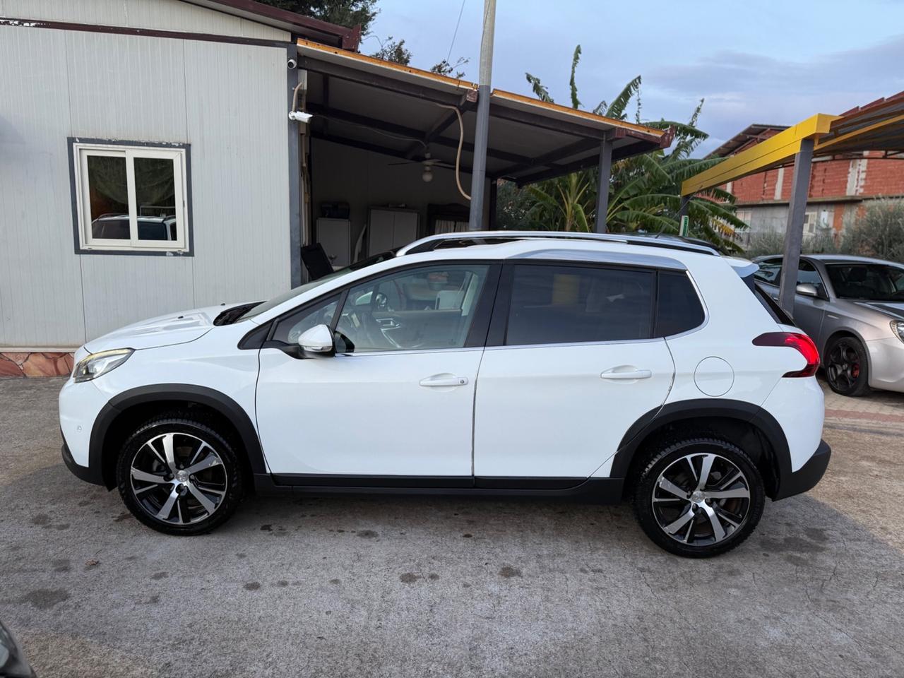 Peugeot 2008 BlueHDi 120 Allure KM CERTIF