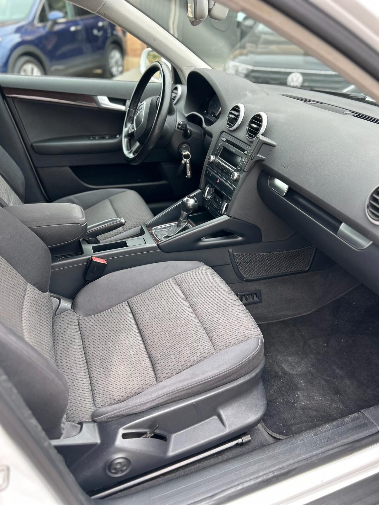 Audi A3 SPB 2.0 TDI 140cv S tronic Attraction