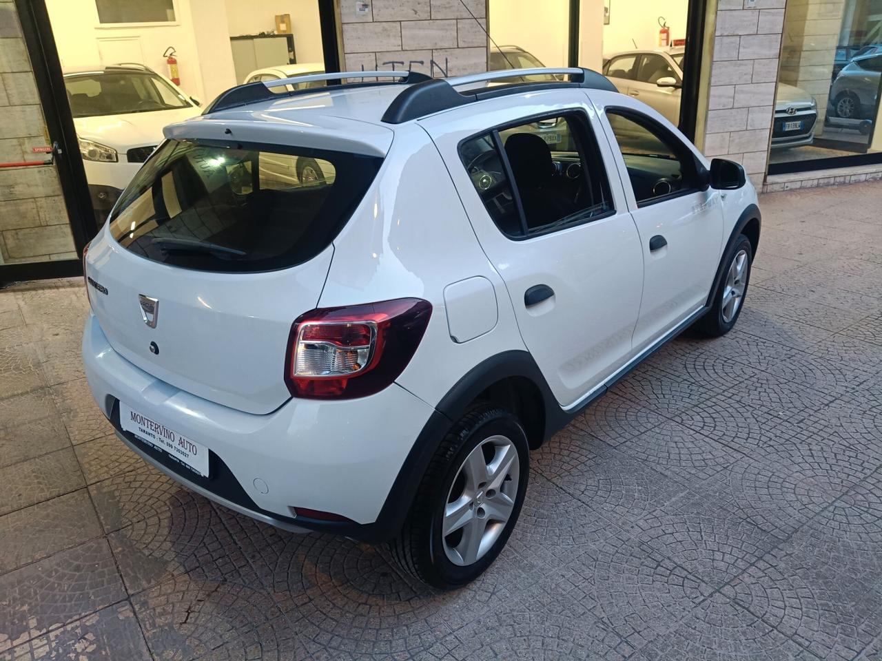 Dacia Sandero Stepway 1.5 dCi 90CV-UNIPRO-Euro8200