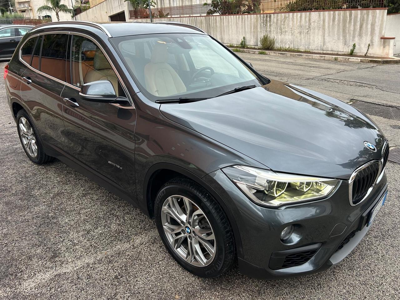 Bmw X1 sDrive18d xLine Strafull !!!