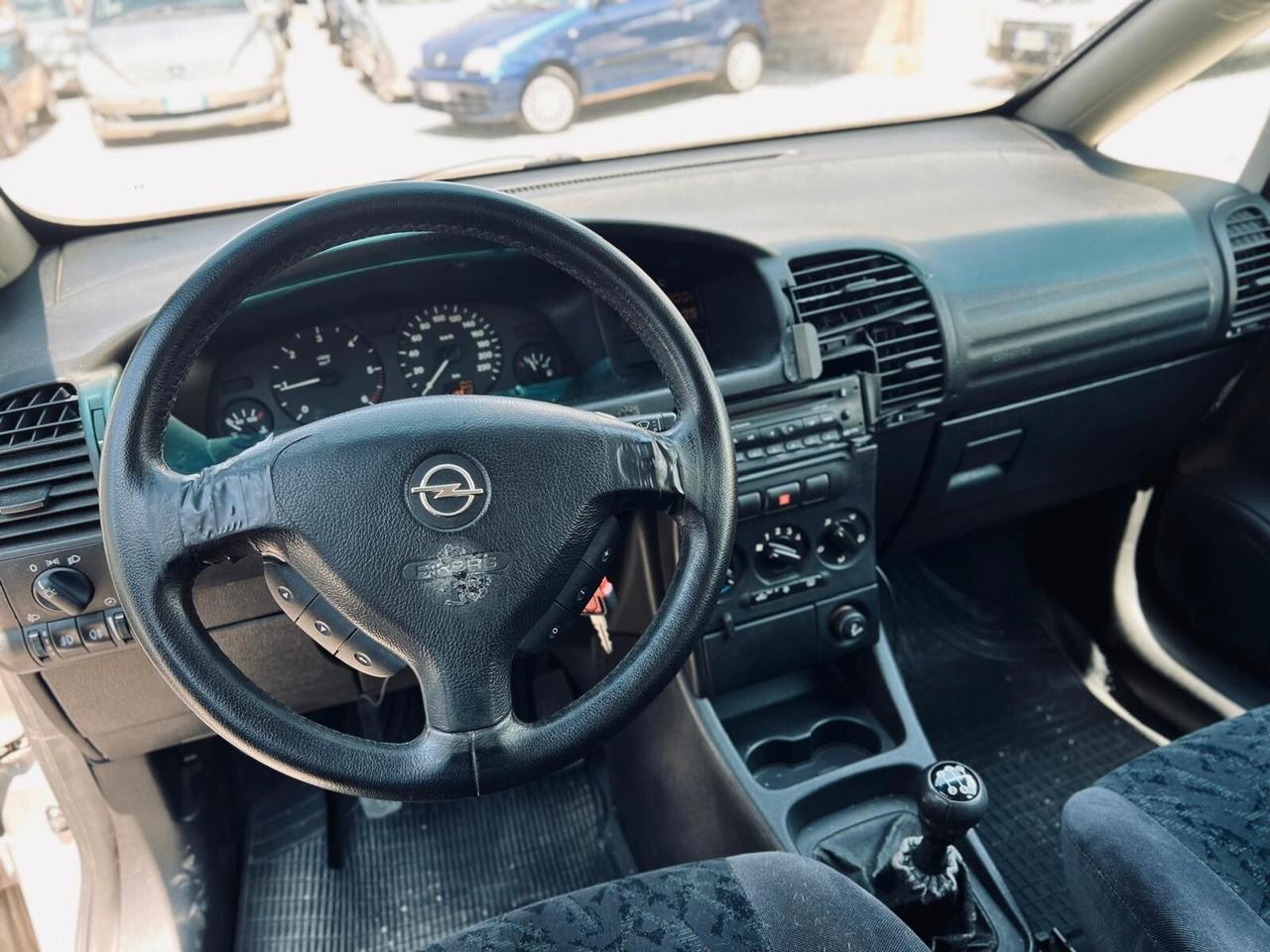 Opel Zafira 2.0 16V DTI cat Elegance