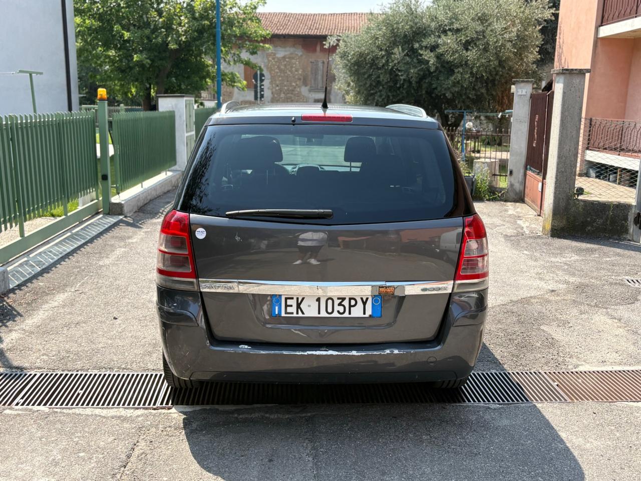 Opel Zafira 1.7 CDTI 110CV 7 POSTI 10/2011