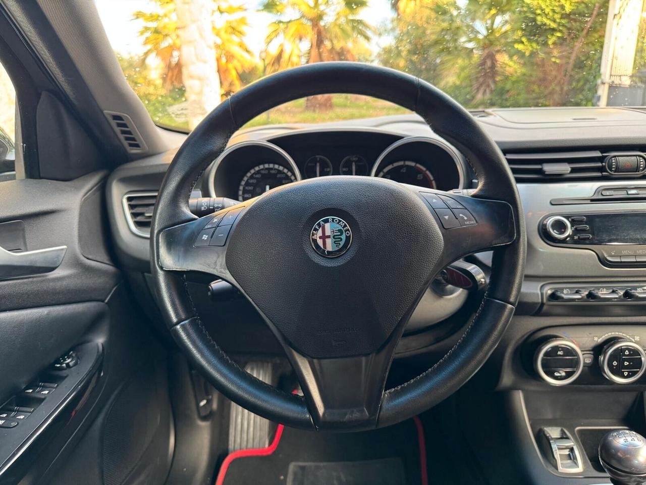 Alfa Romeo Giulietta 1.6 JTDm-2 105 CV Distinctive