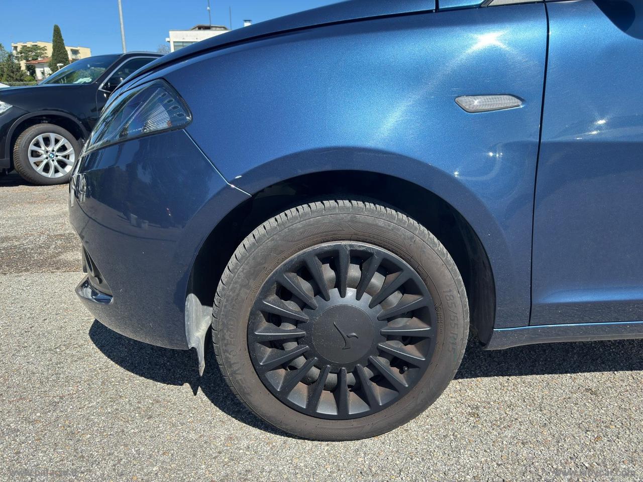 LANCIA Ypsilon 1.0 FireFly 5pS&S Hyb. Eco Silv.