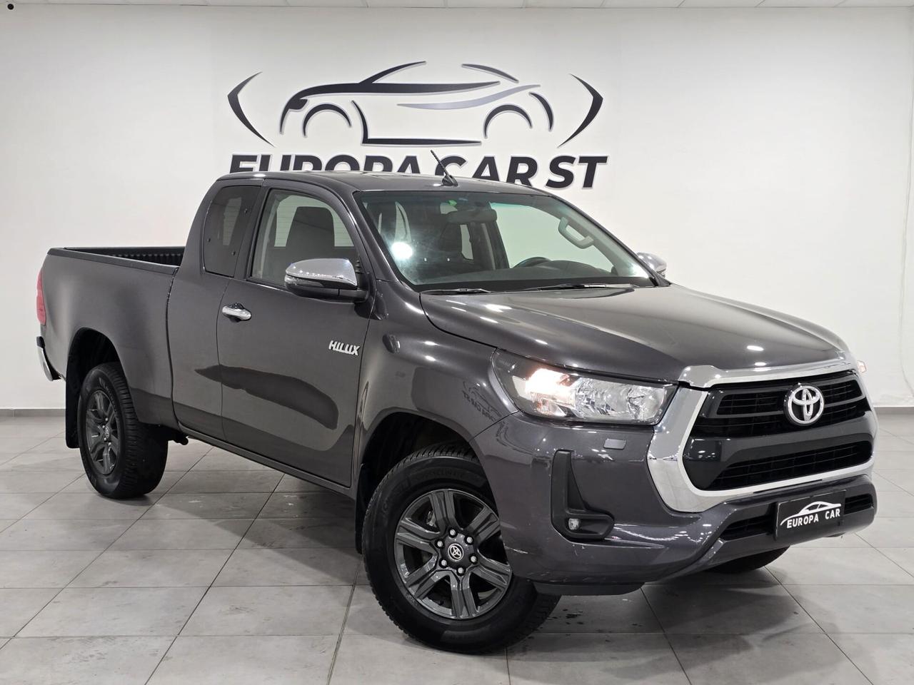 Toyota Hilux 2.4 D-4D 2WD 2 porte Single Cab