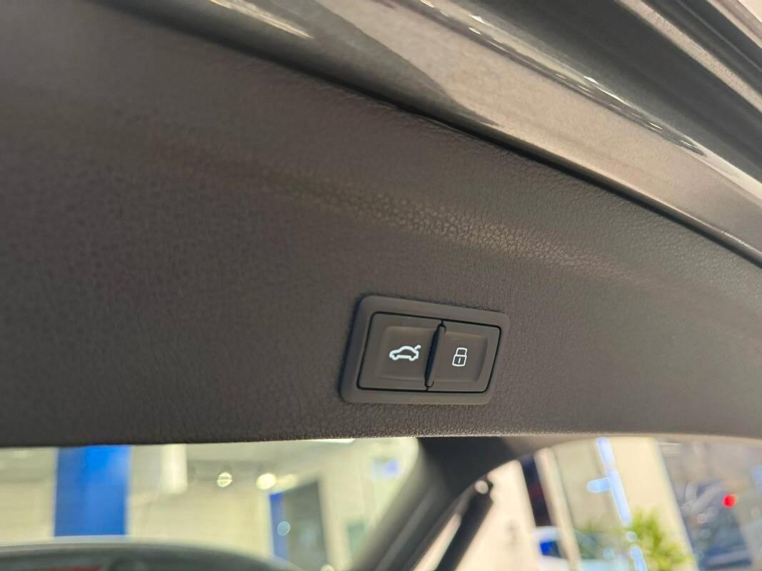 Audi Q3 Sportback 40 2.0 tdi S line edition quattro 200cv s-tronic