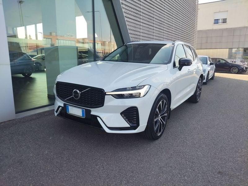 Volvo XC60 XC60 B4 (d) AWD automatico Plus Dark
