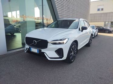 Volvo XC60 XC60 B4 (d) AWD automatico Plus Dark