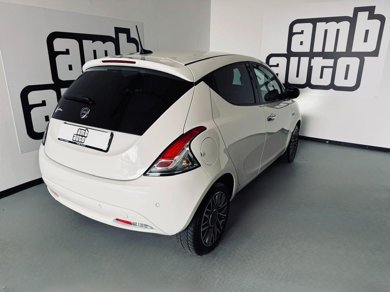 Lancia Ypsilon 1.2 69 CV 5 porte GPL Ecochic Gold