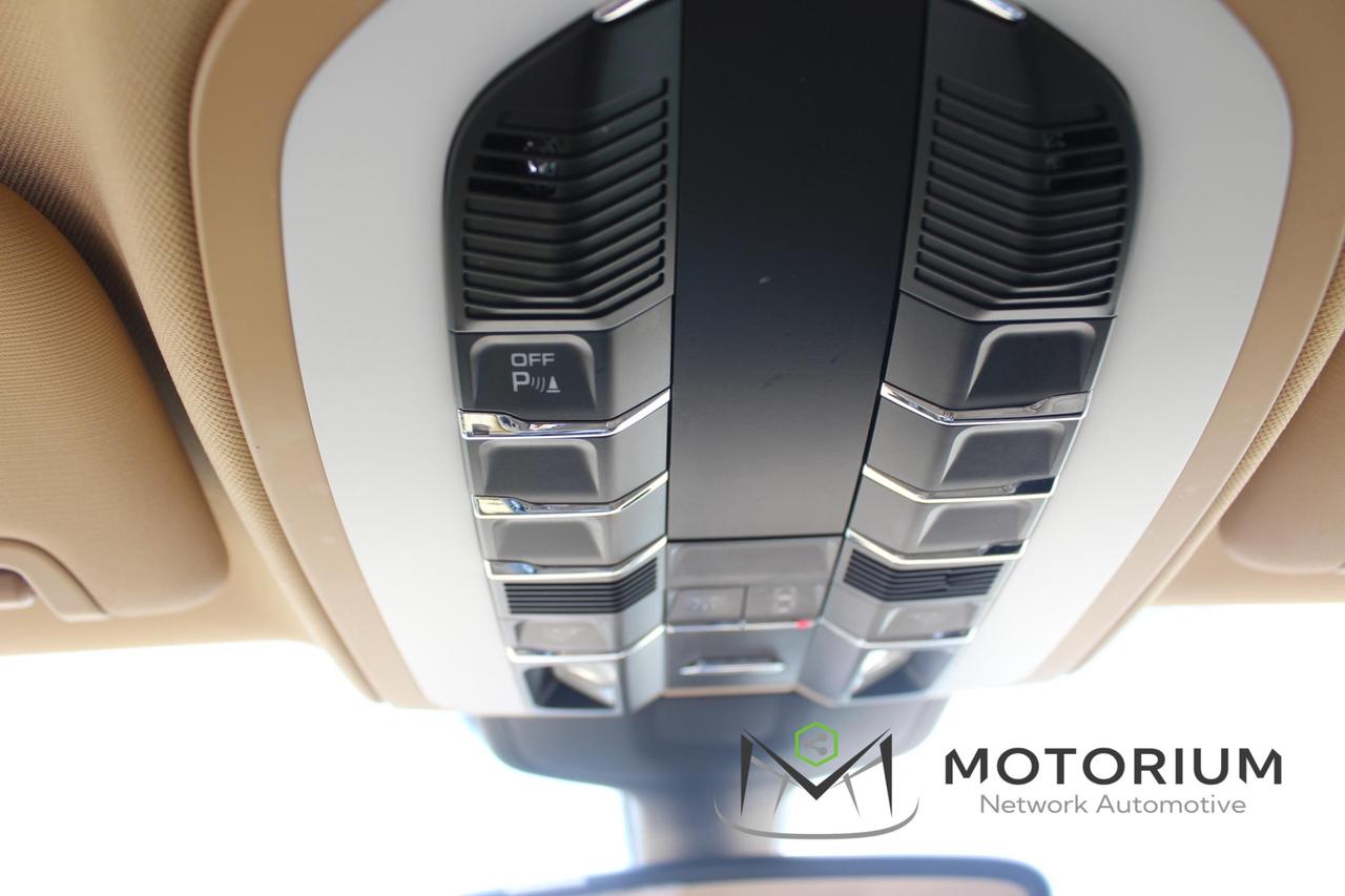 Porsche Panamera 3.0 250cv