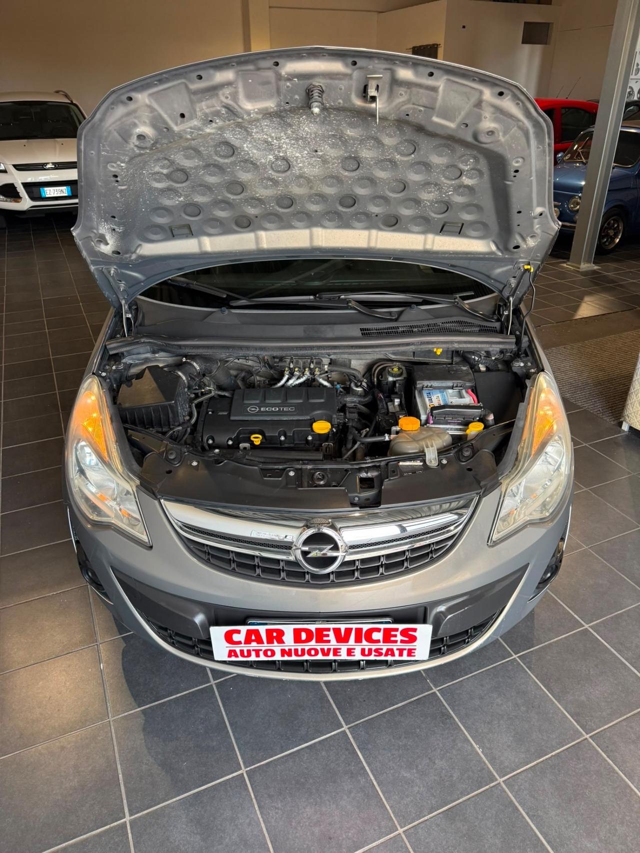 Opel Corsa 1.2 85CV 5 porte GPL-TECH -NEOPATENTATI