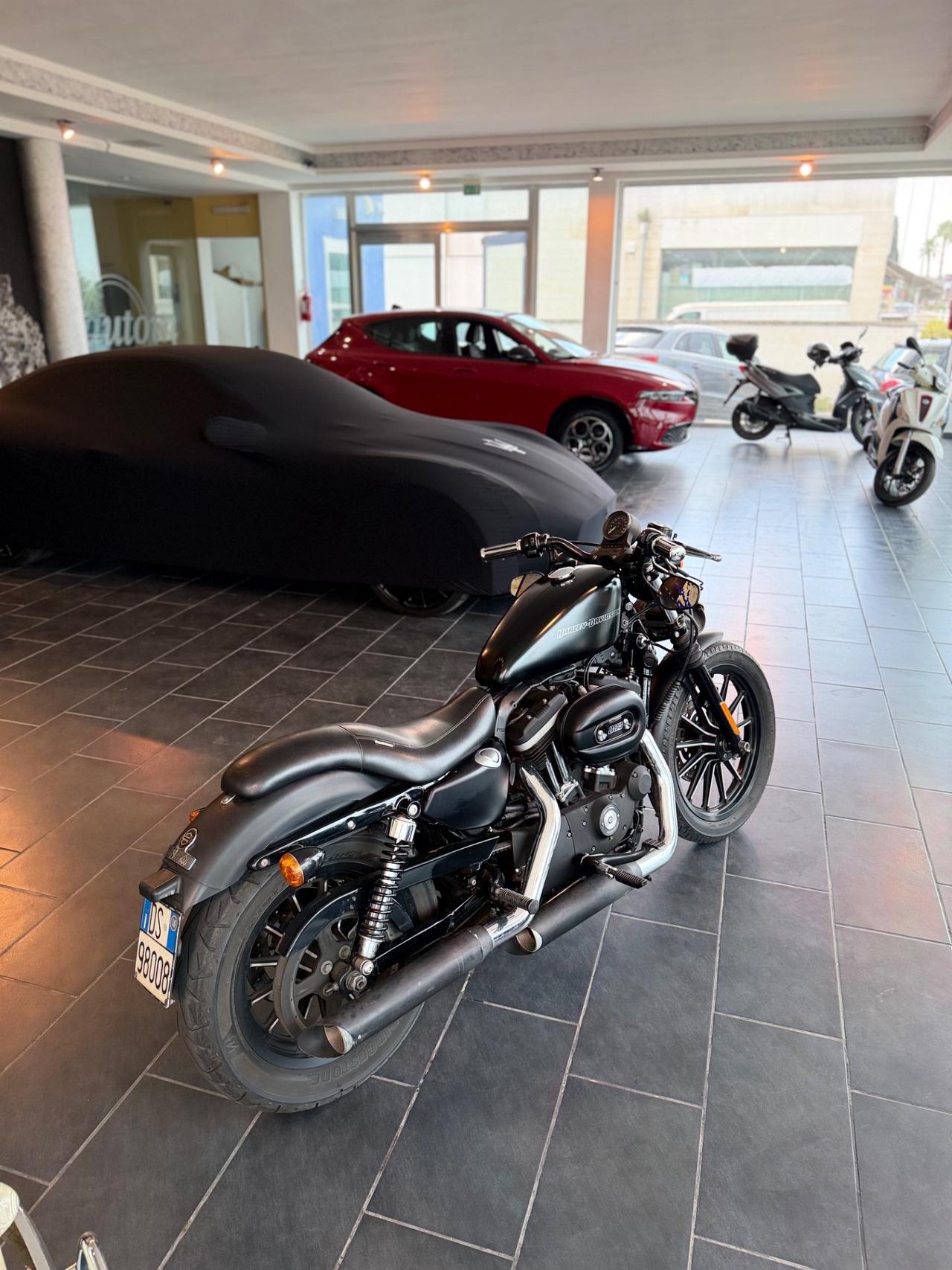 Harley-davidson 883 Iron Sportster XL 883N
