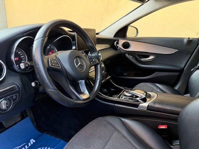 MERCEDES-BENZ C 220 d Auto Premium