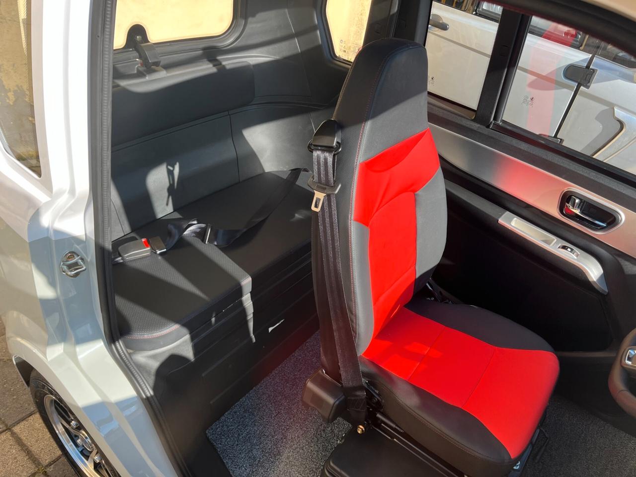 BEBETTA scooter cabinato disabili/anziani minicar
