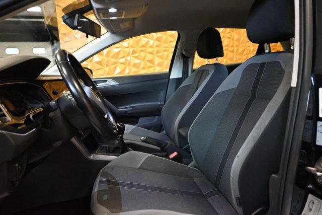 VOLKSWAGEN Polo Business 1.0 TGI 5p.R-LINE BMT NAVI PDC 16"CARPLAY