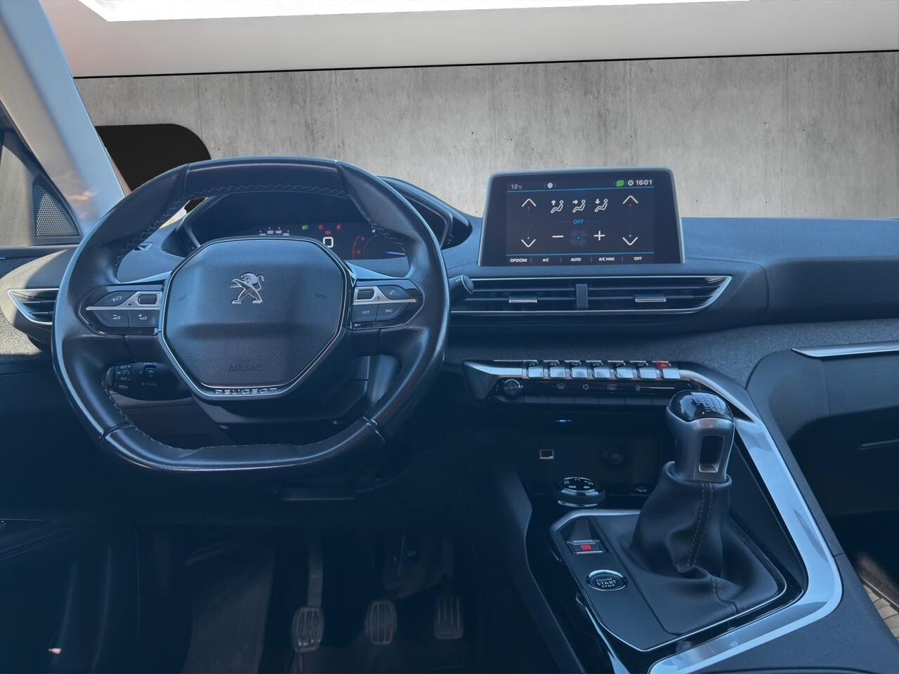 Peugeot 3008 BlueHDi 130 S&S Allure