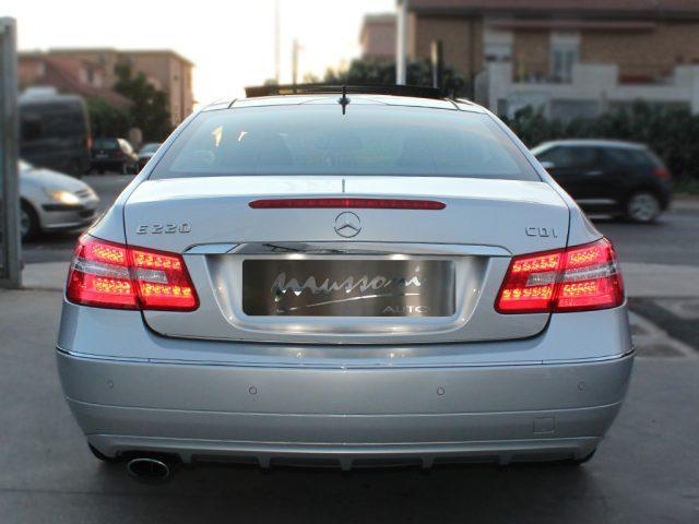 MERCEDES-BENZ E 220 CDI Coupé Premium