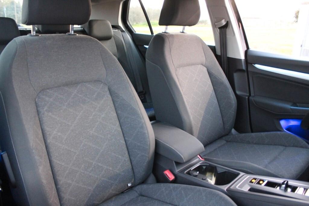 VOLKSWAGEN Golf 2.0 TDI DSG 115cv *Luci Ambiente *FULL LED