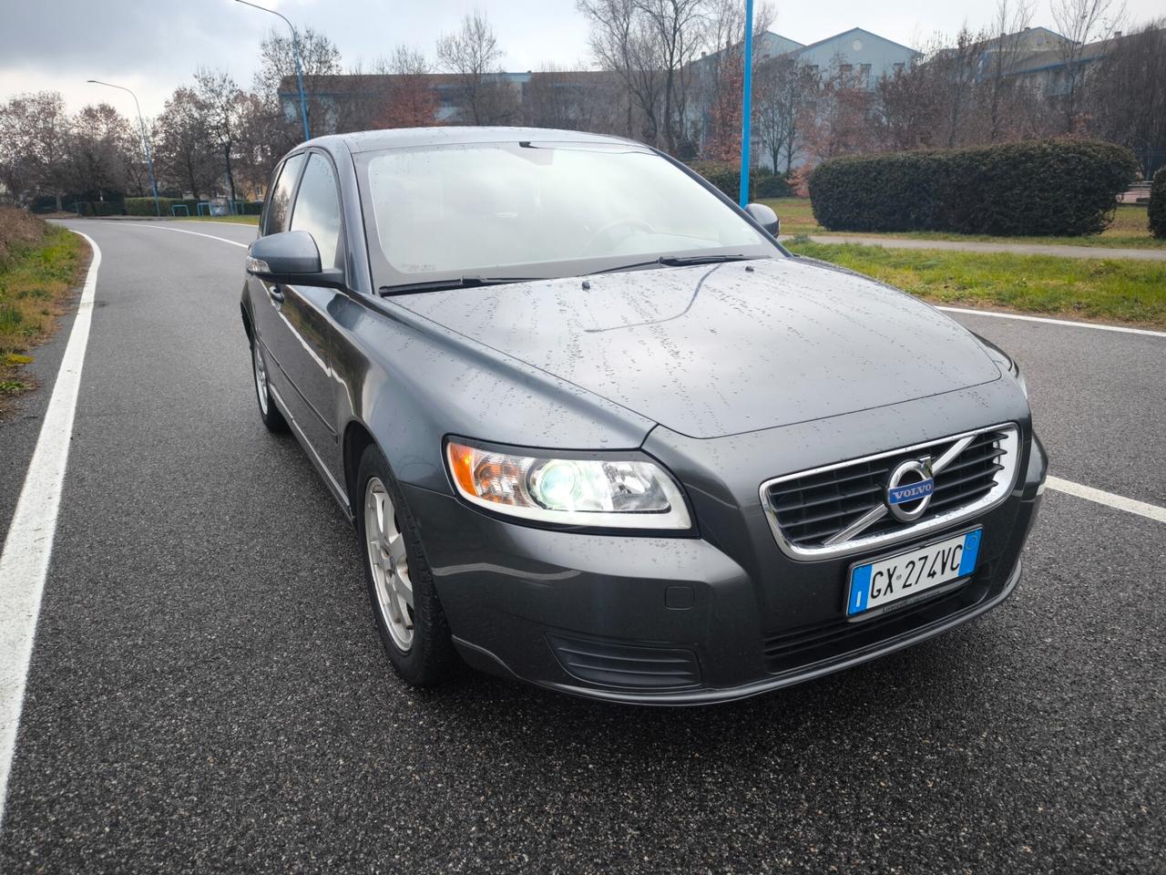 VOLVO V50 SW 1,6 D2 OK NEOPATENTATI
