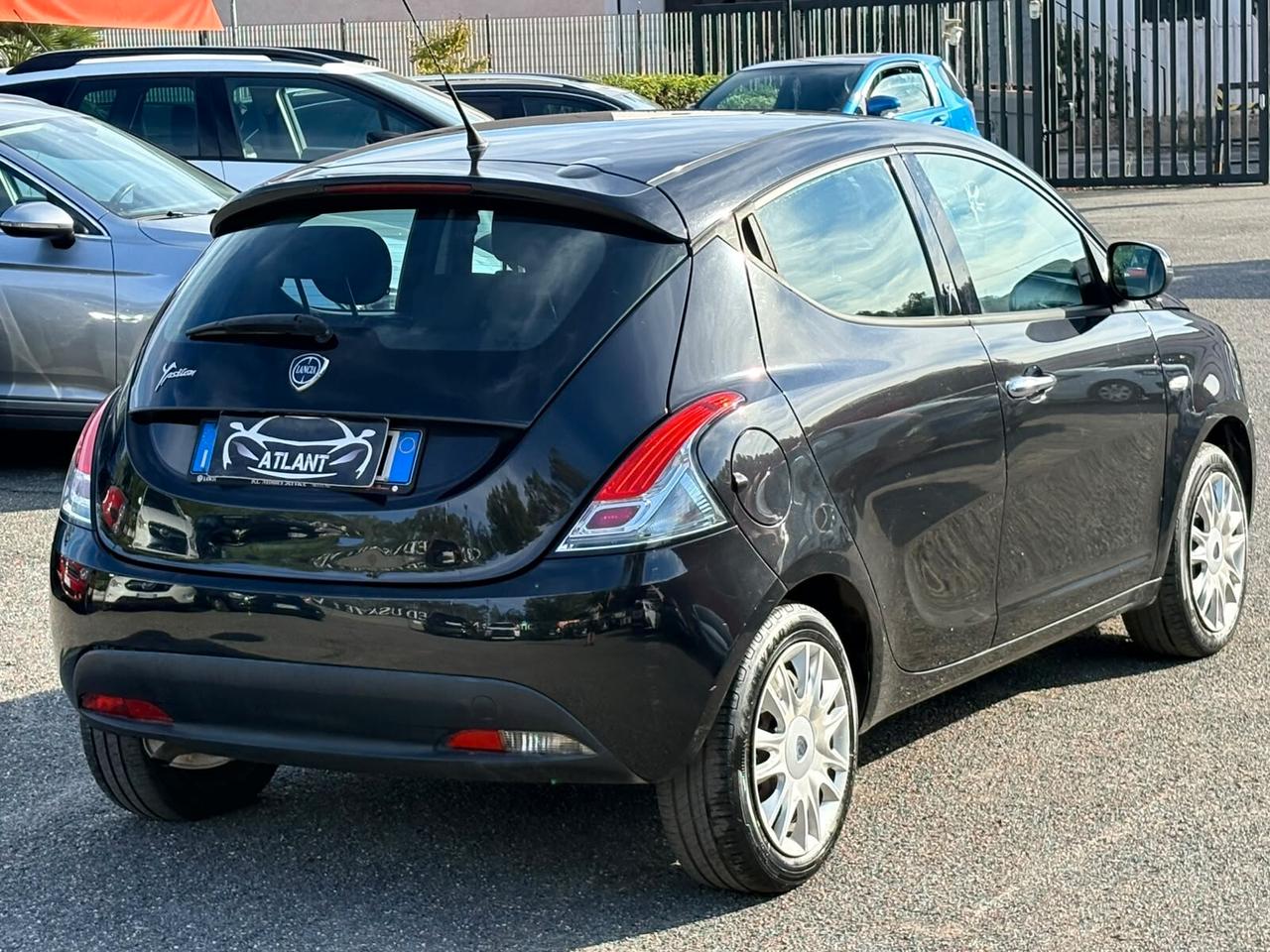 Lancia Ypsilon 1.2 69 CV 5 porte GPL Ecochic Platinum