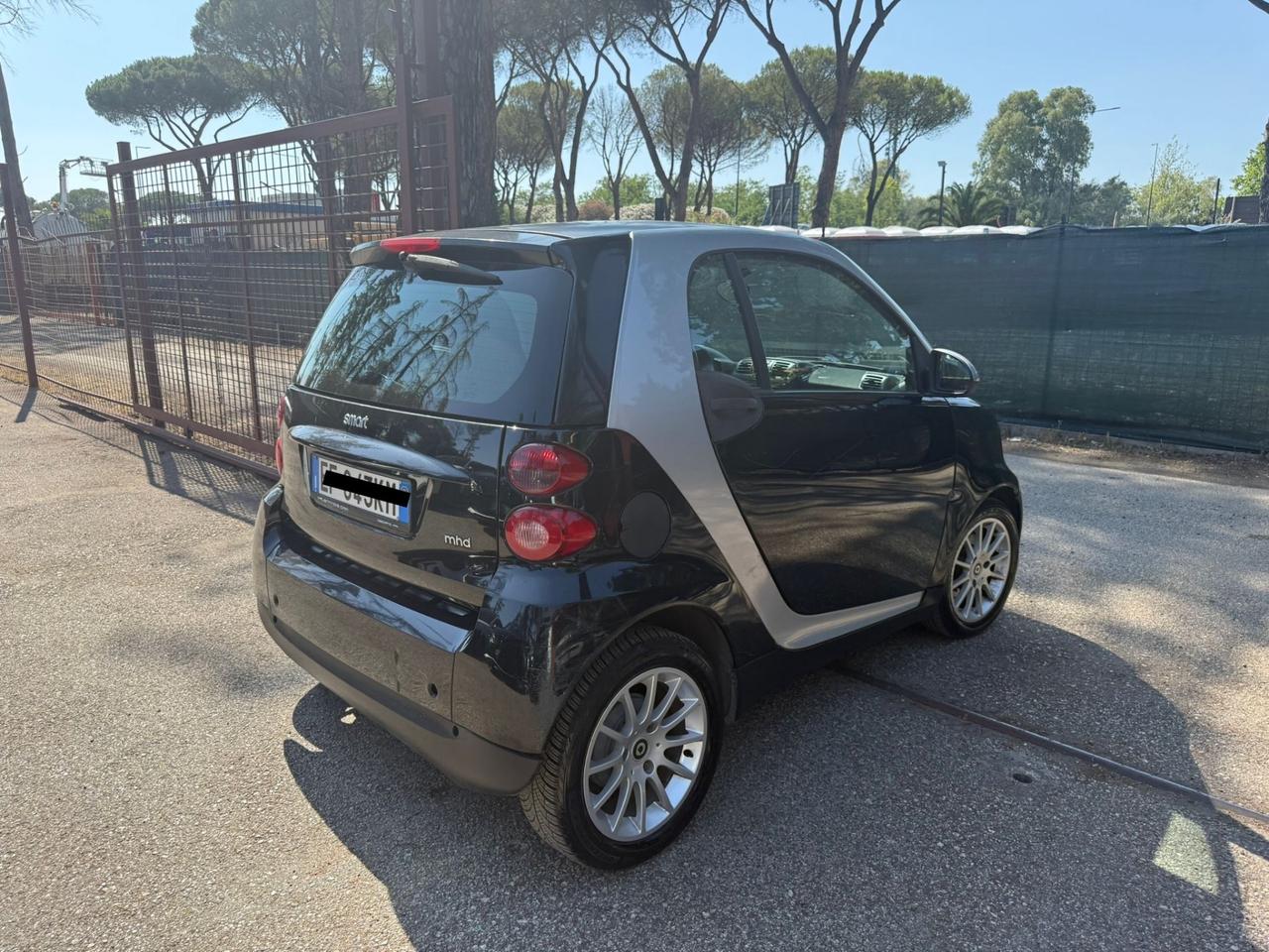 Smart ForTwo 1000 52 kW MHD coupé passion