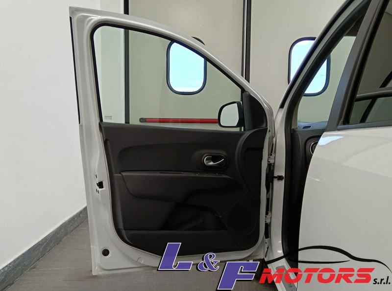 Dacia Lodgy DACIA LODGY STEPWAY 1.5 DCI 7 POSTI