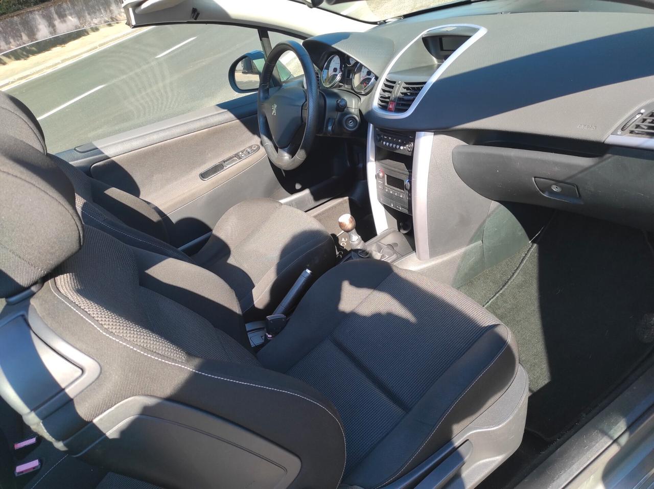 Peugeot 207 1.6 HDi 110CV CC Tecno