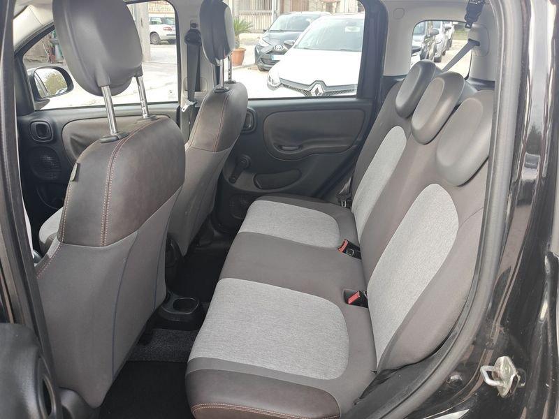 FIAT Panda Cross Panda Cross 1.3 MJT 95 CV S&S 4x4 LEGGI