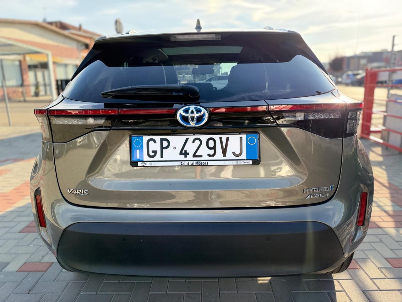 Toyota Yaris Cross 1.5 Hybrid 5p. E-CVT AWD-i Lounge