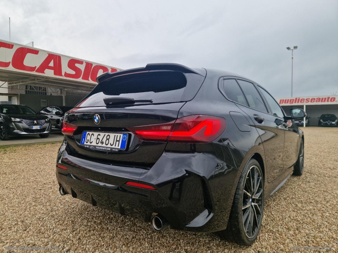 BMW 118d 5p. Msport TOTAL BLACK