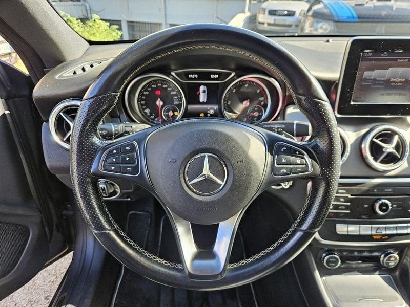 Mercedes-Benz CLA CLA Shooting Brake 200 d Premium auto FL