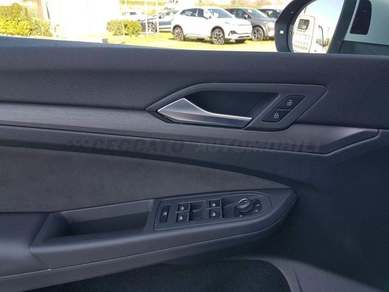 Volkswagen Golf Golf 1.5 etsi evo Style 130cv dsg