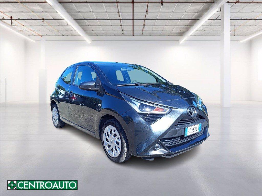 TOYOTA Aygo 5p 1.0 x-business m-mt 72cv del 2019