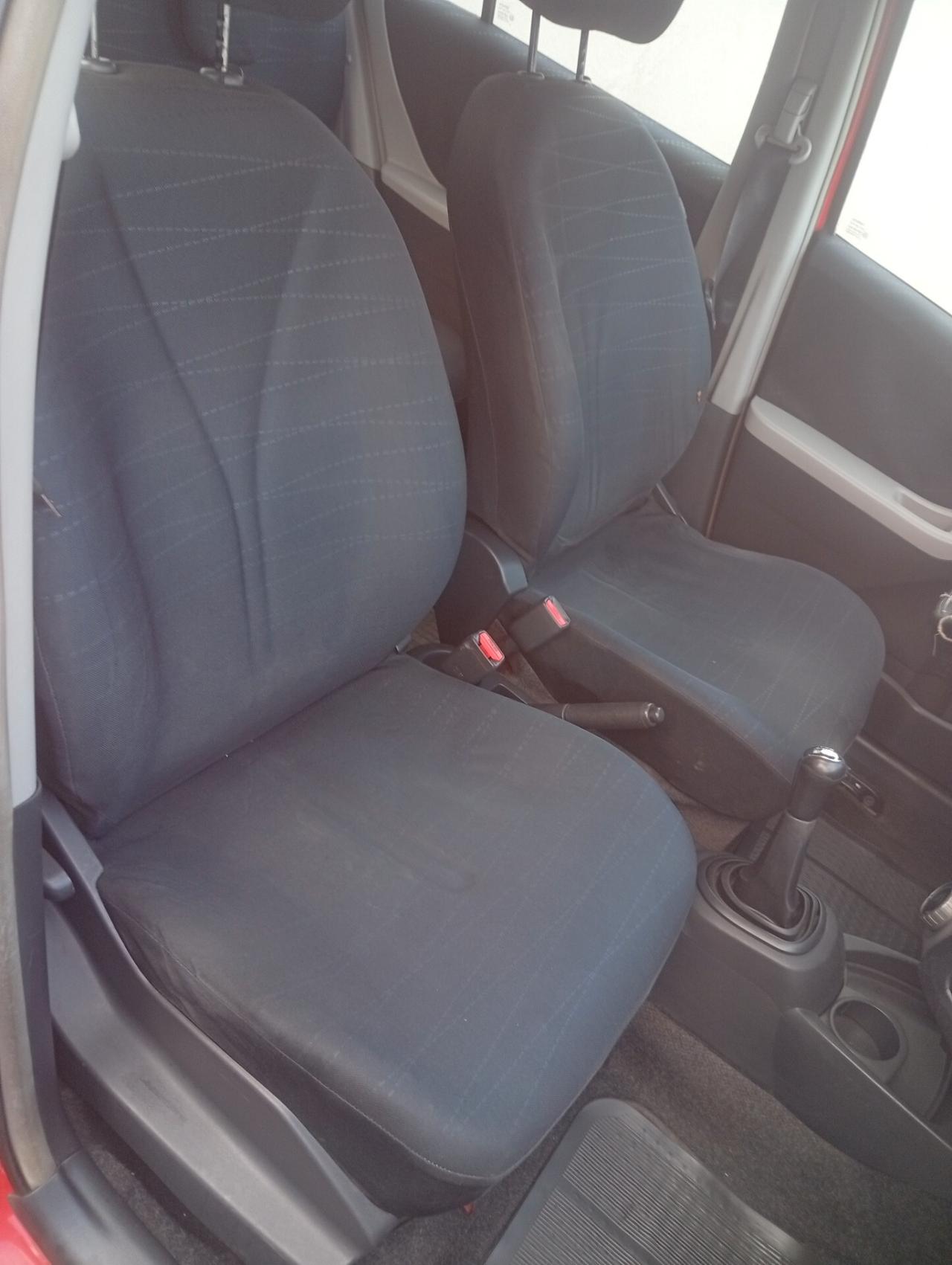 Toyota Yaris 1.0 5 porte Sol