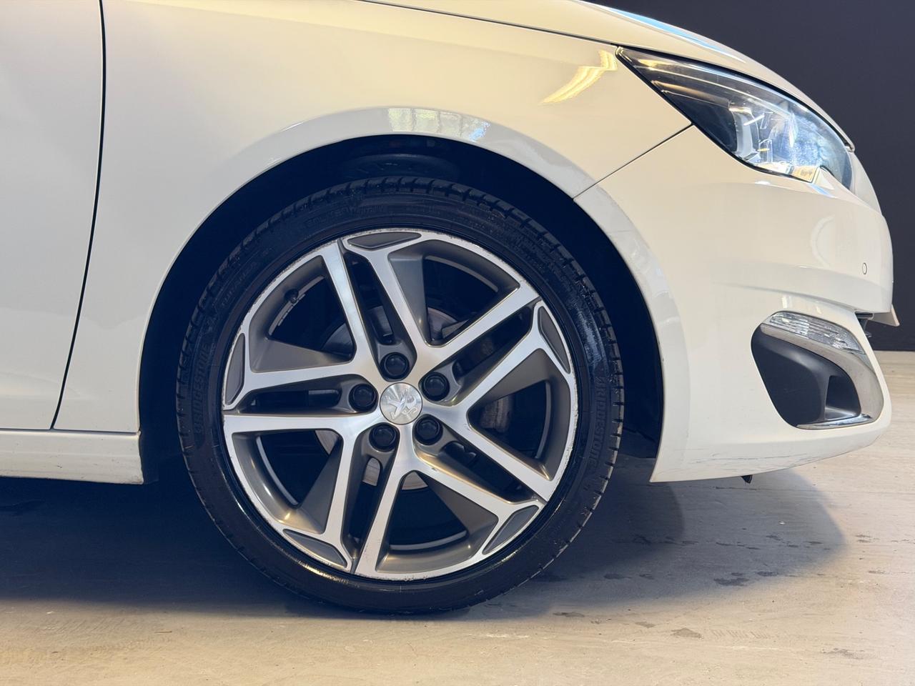Peugeot 308 1.6 HDI Allure - DISTRIBUZIONE NUOVA