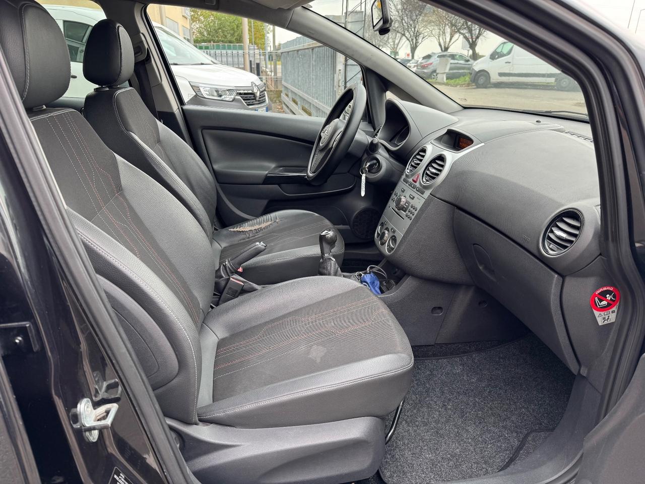 Opel Corsa 1.2 Benzina GPL scadenza 2035