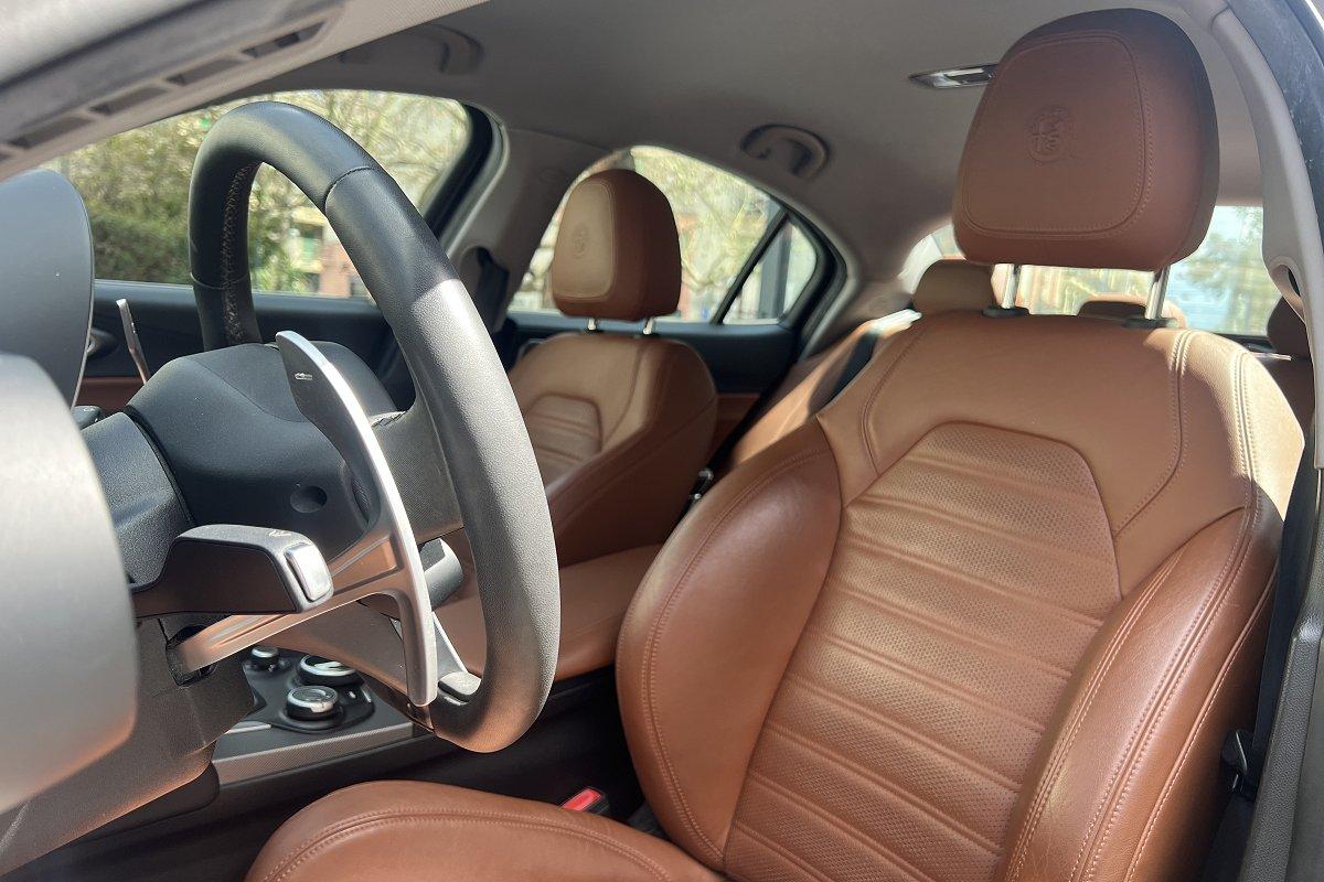 ALFA ROMEO Giulia 2.2 Turbodiesel 210 CV AT8 AWD Q4 Veloce