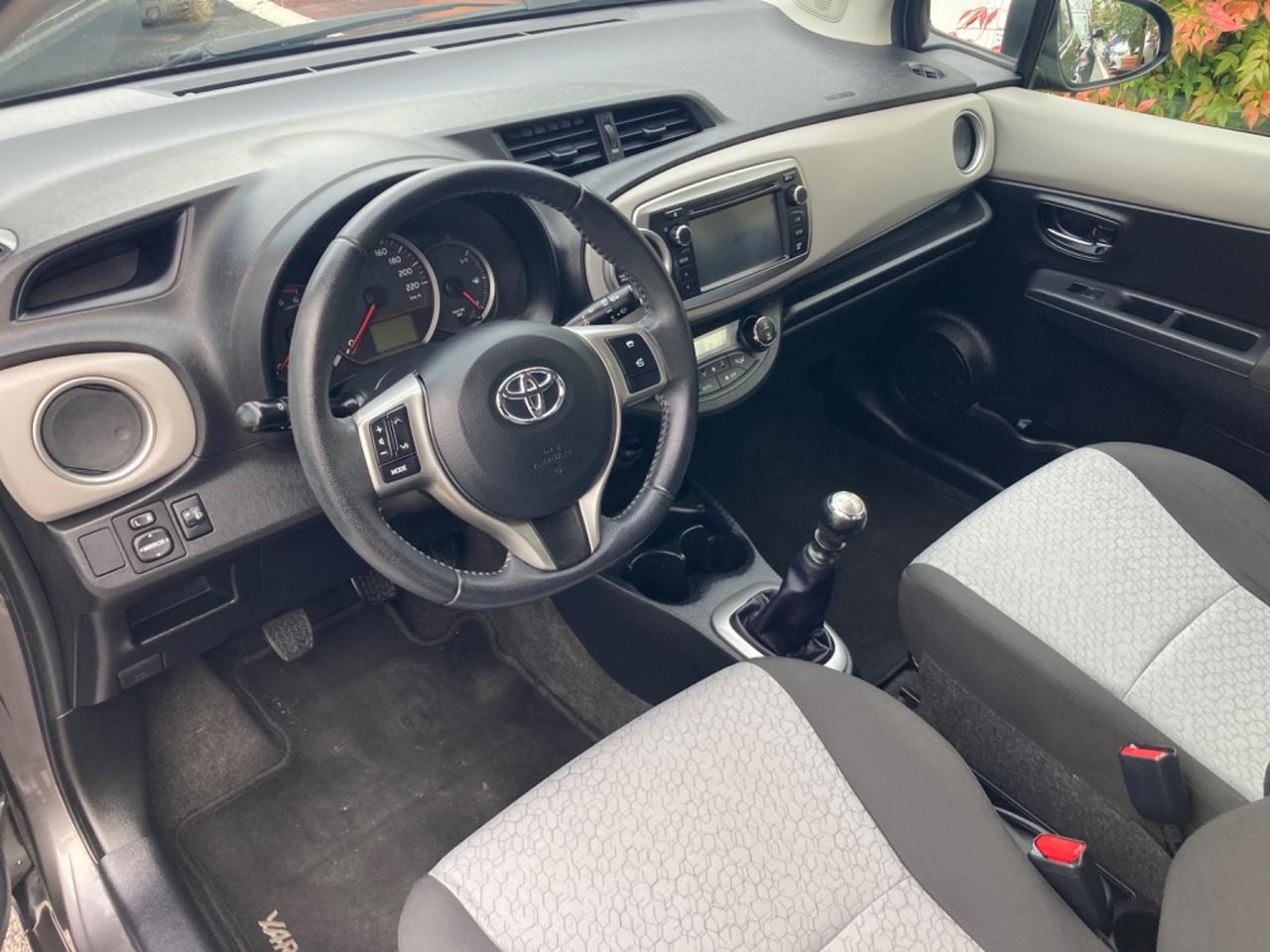 TOYOTA YARIS 5 PORTE (DA VETRINA)